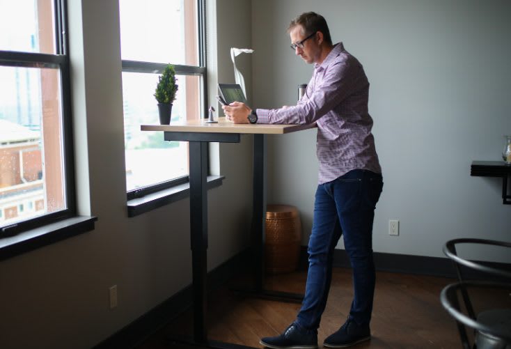 Things to Consider When Purchasing a Standing Desk - Ease of Use